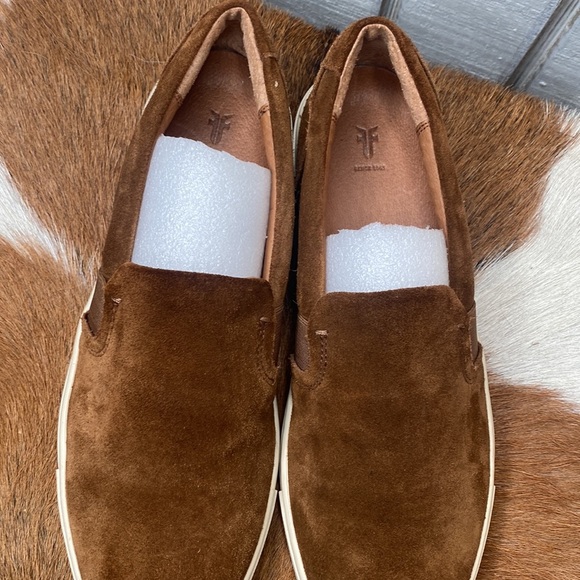 Womens Frye shoes size 9 check them out very nice thanks 🙏 - Picture 3 of 9